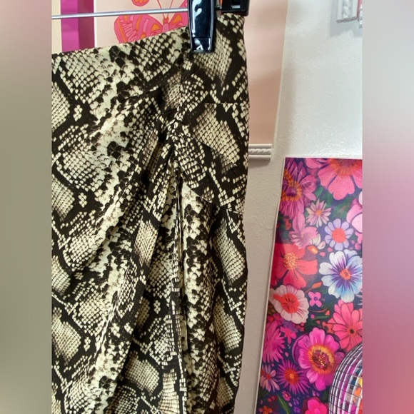 NWT NILI LOTAN HAZEL ASYMETRICAL SKIRT - Picture 8 of 11